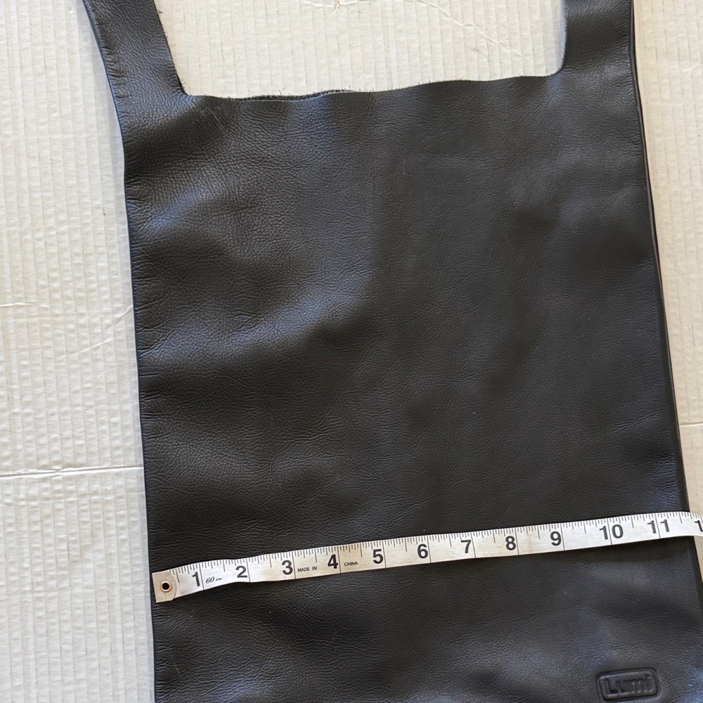 Lumi Leather Shoulder Bag Black Minimalist Slouchy Unlined Quiet Luxury Purse - Picture 11 of 16